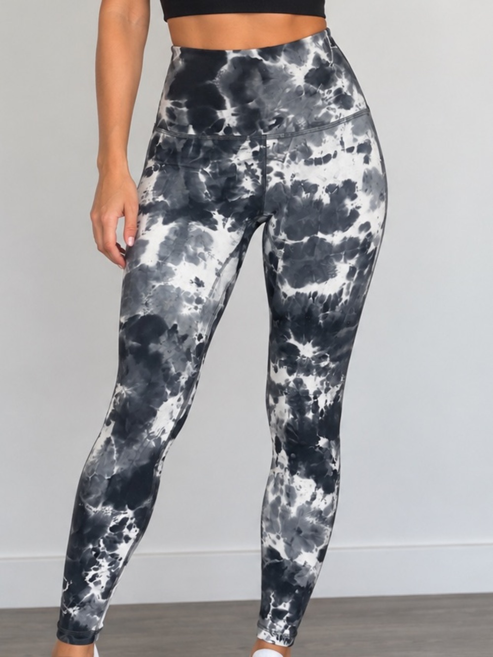 Lululemon Tie-Dye High-Rise Leggings — Size 4